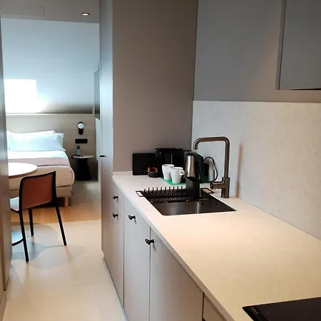 아테네아 칼라브리아 아파트호텔 3*