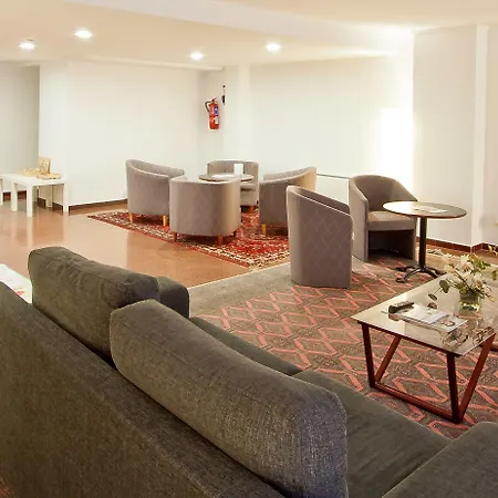 Atenea Calabria Apart Otel Barselona