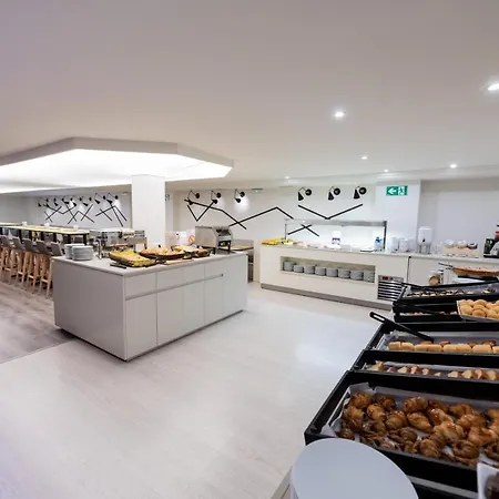 Aparthotel Atenea Calabria Barcelona